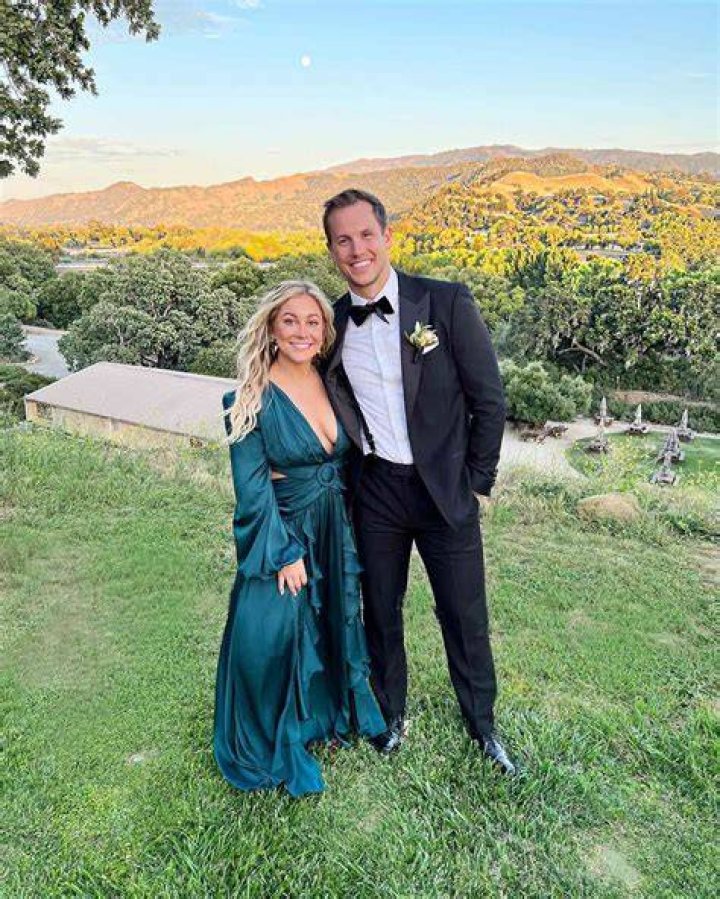 Andrew East, Shawn Johnson's Husband