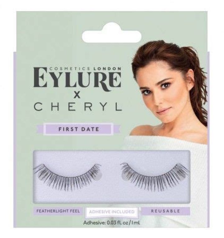 Cheryl releasing more false eye-lashes 1