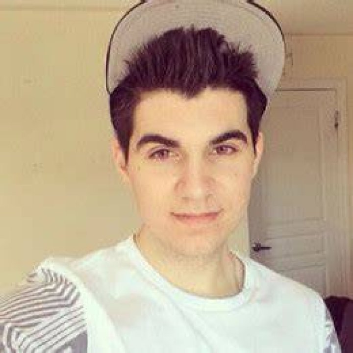 Christian Delgrosso Bio Christian Delgrosso Wiki, Age, Height, Girlfriend, Net Worth and Other Facts