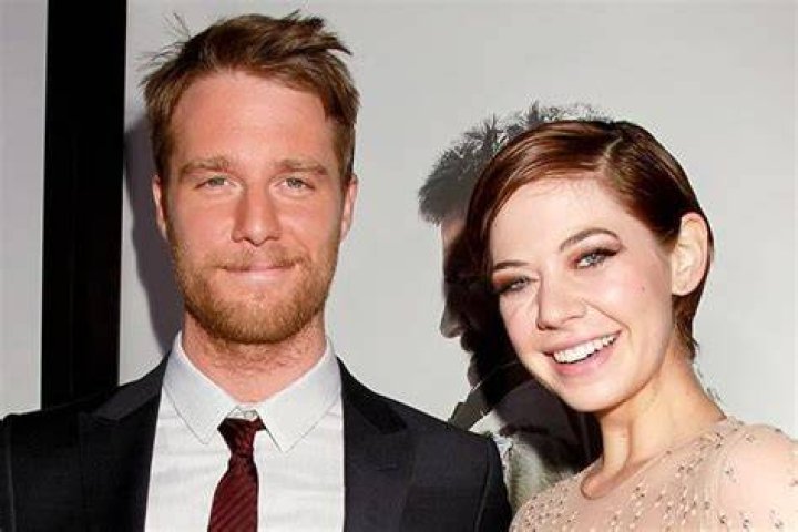 Jake McDorman and Analeigh Tipton