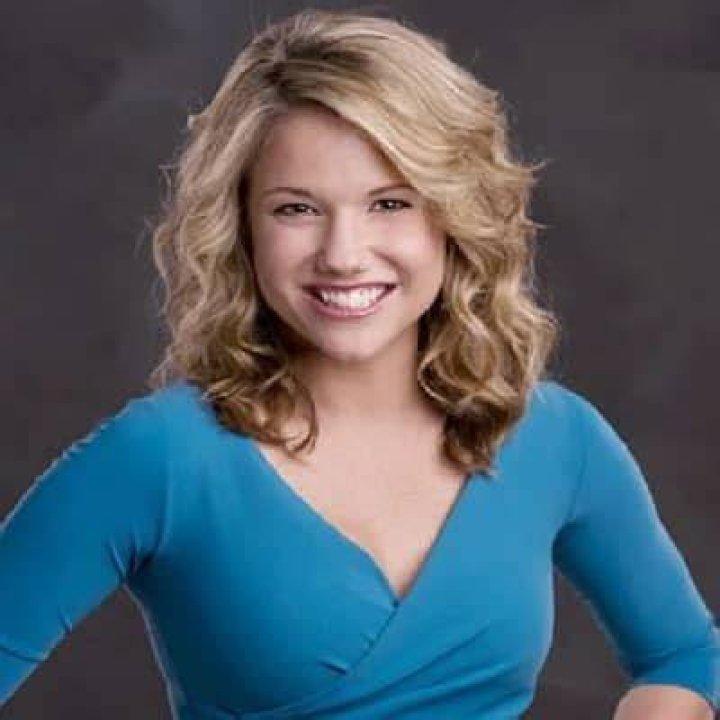 Jaymee Sire Married, Wedding, Body Measurements, Wiki Jaymee Sire wiki