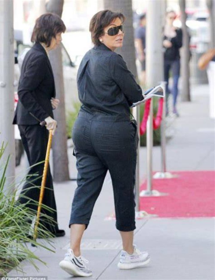 Kris Jenner Fat: Menopause Causing Massive Weight Gain?