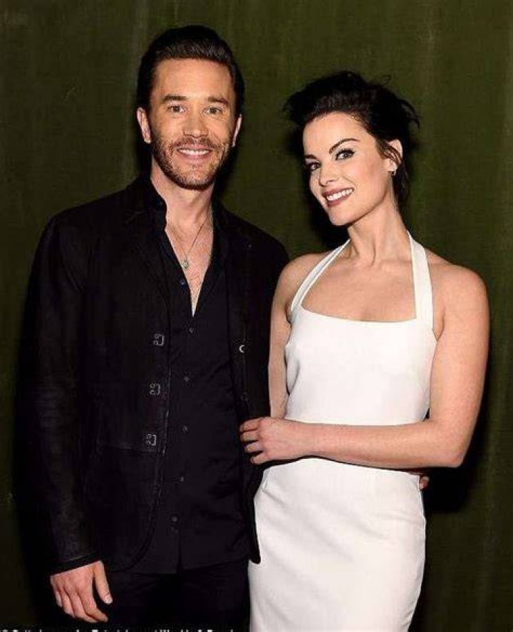 Tom Pelphrey Married, Wife, Gay, Height, Body Measurements Tom pelphrey girlfriend lili simmons
